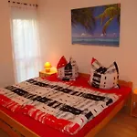 With 2 Bedrooms Nyaraló Karlshagen